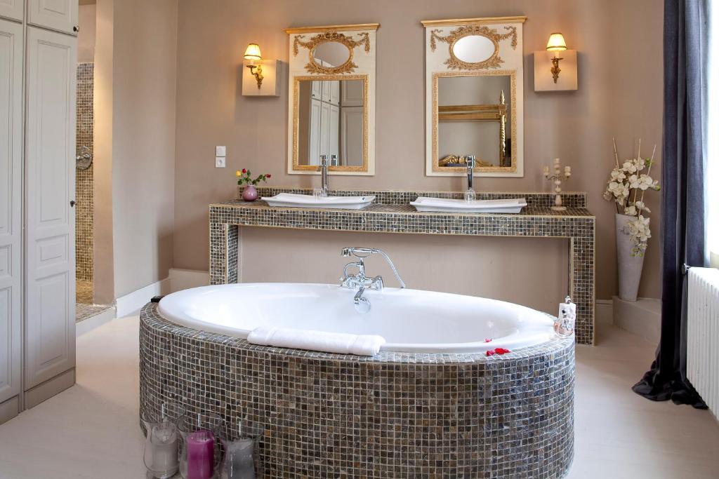 Le Relais Du Silence Chateau Lavail Labastide-d'Anjou Номер фото